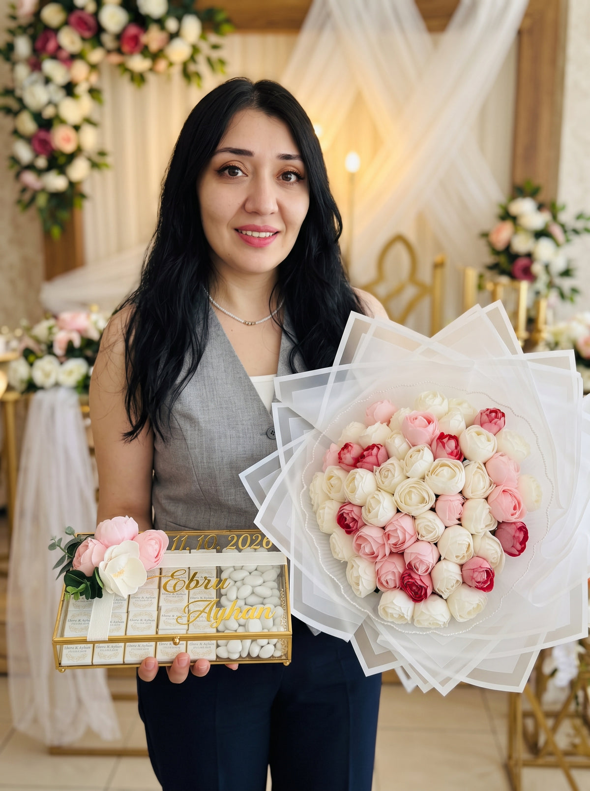 41 li Şakayık İsteme Çiçeği Buketi ve 80 Adet İsteme Çikolatası Seti